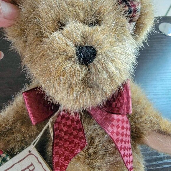 Sissy B. Bear Boyds Bear Collectible Stuffed Bear - Picture 7 of 7